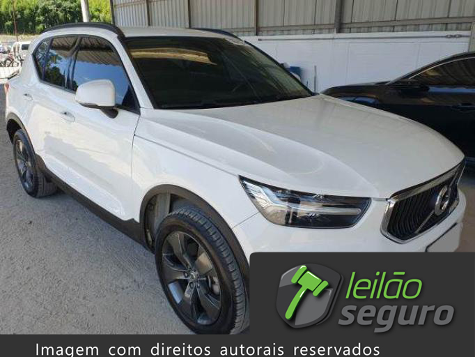 LOTE 026 VOLVO XC40 2018