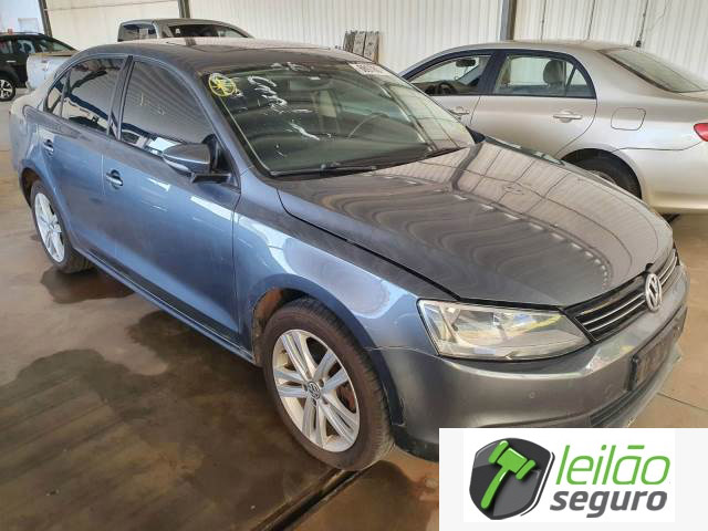 LOTE 012 VOLKSWAGEN/JETTA HIGHLINE 2.0 16V TSI TURBO  2016