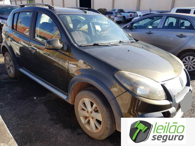LOTE 016 RENAULT/SANDERO STEPWAY 1.6 HI-POWER 2014