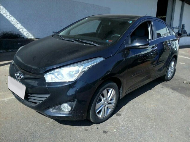 LOTE 019 Hyundai HB20s 1.6 Premium (Aut) 2016