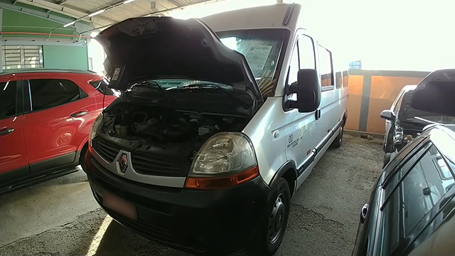 LOTE 009 Renault Master 2.5 dCi 16V