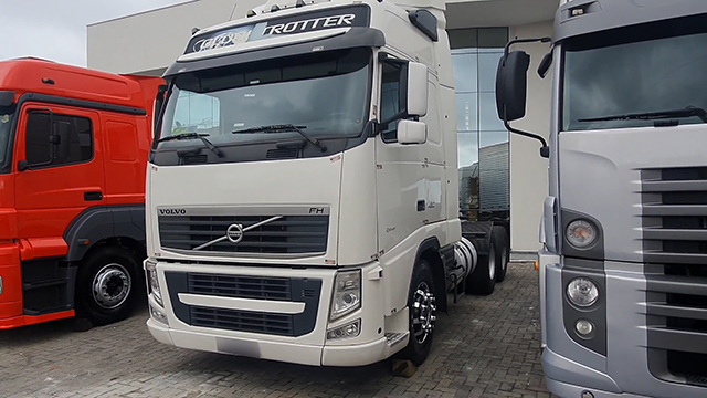 LOTE 011 Volvo FH-460 Globetrotter 6X2 2p (E5)