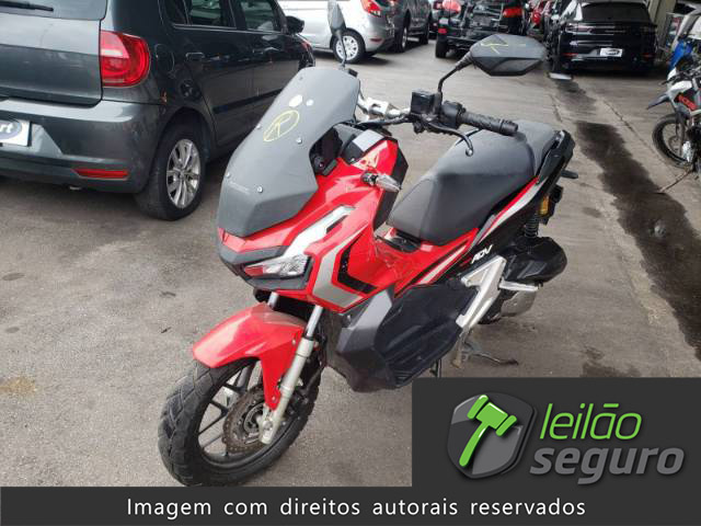 LOTE 027 2021 HONDA ADV