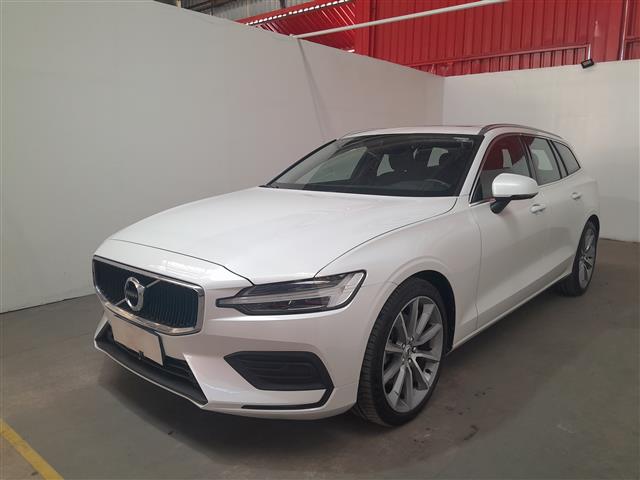 LOTE 073 VOLVO V60 T5 MOMENTUM