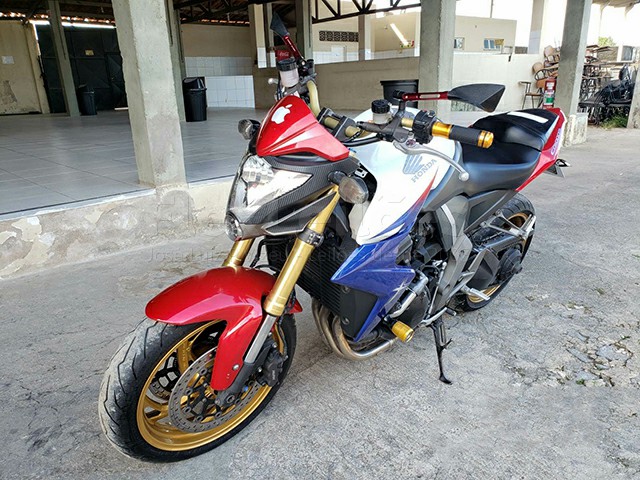 Lote 013 - HONDA CB 1000R ABS 2012