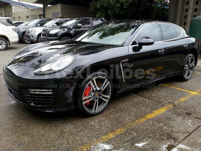LOTE 001  PORSHE PANAMERA 4.8 Turbo 4WD 2012