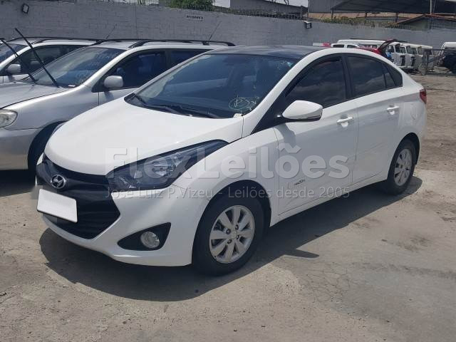 LOTE 035 HYUNDAI HB20S 1.6 2014